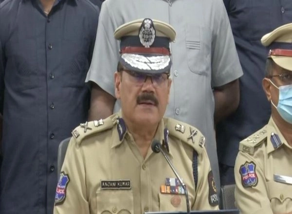 India News | Hyderabad Police Bust Fake Educational Certificate Racket, Two Held