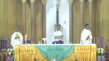 India News | Christmas: People Offer Prayers at St. Mary's Church in Jharkhand's Ranchi