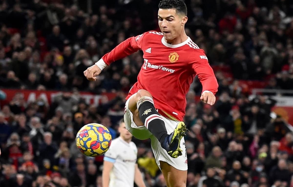 Cristiano Ronaldo reaches Manchester United anniversary