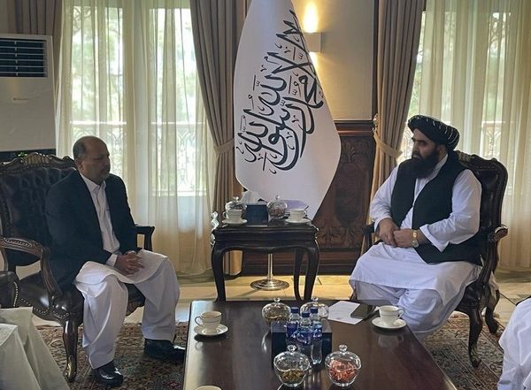 Pakistan Envoy Mansoor Ahmad Khan Meets Taliban's Acting FM Amir Khan Muttaqi, Discusses Bilateral Cooperation
