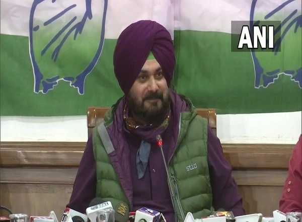 India News | Punjab Polls: Congress Appoints Navjot Singh Sidhu as Election Committee Chairman