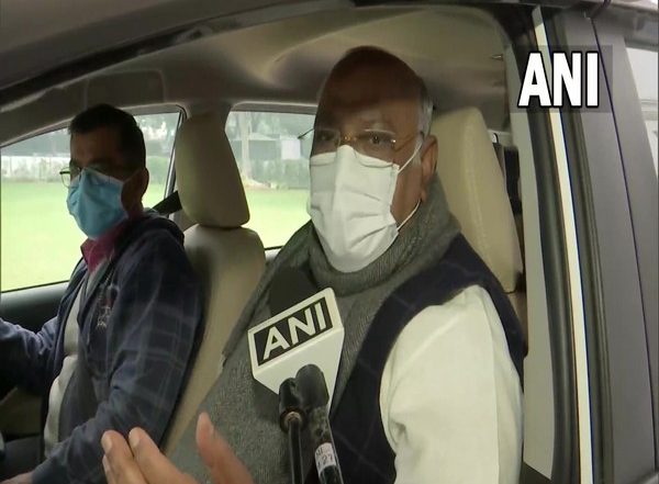 India News | Congress' Aim to Defeat BJP but Some People Only Help Them: Kharge on Mamata Banerjee's 'no UPA' Remark