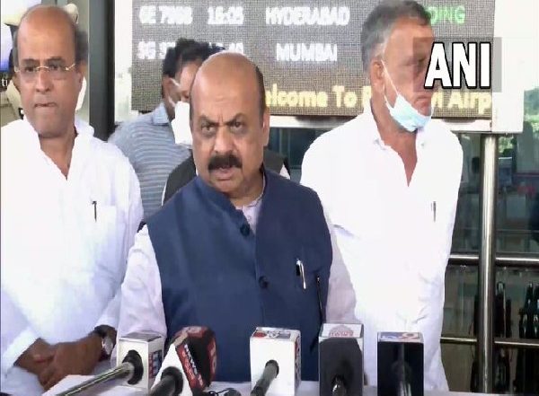 India News | Will Not Allow Anybody to Take Law into Their Hands: Karnataka CM on Sangolli Rayanna Statue Vandalism