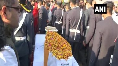 India News | Large Number of People Gather to Pay Last Respects to Squadron Leader Kuldeep Singh in Rajasthan's Jhunjhunu