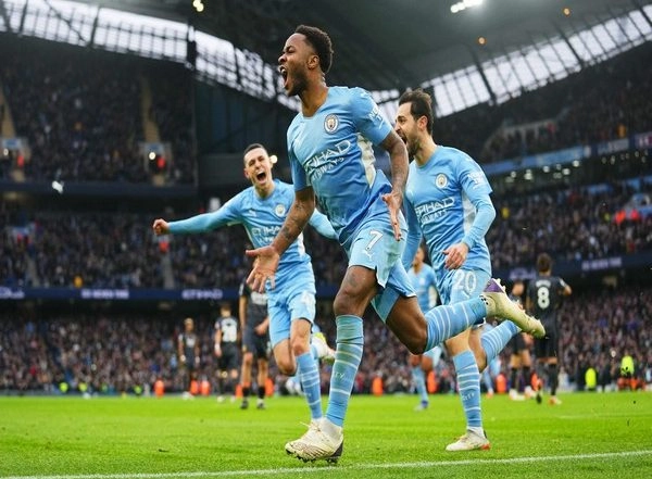 Sports News | Premier League: Centurion Raheem Sterling Shines as Man City Beat Wolves