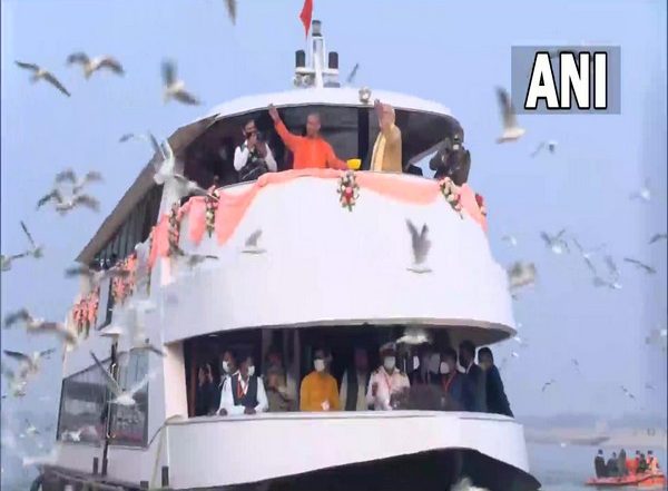 India News | PM Modi Takes Boat Ride from Lalita Ghat to Ravidas Ghat in Varanasi