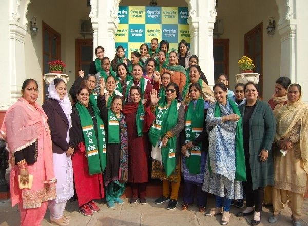 India News | 22 Patiala Corporators, Congress Leaders Join Amarinder's Punjab Lok Congress