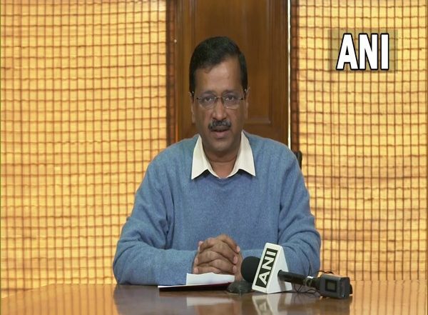 India News | Allow Booster Doses for People Fully Vaccinated Against COVID-19: Kejriwal Urges Centre After Delhi Reports Six New Omicron Cases