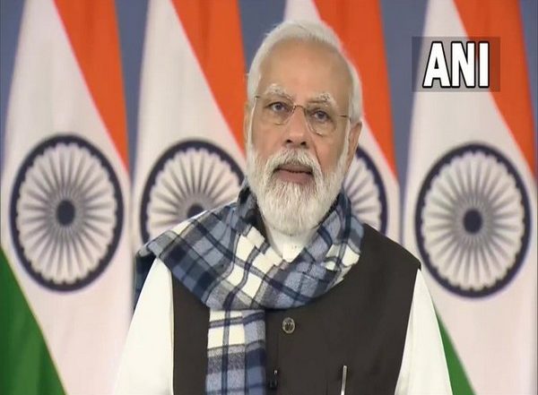 Omicron in India: PM Narendra Modi to Review COVID-19 Situation Tomorrow Amid Spread of New Coronavirus Variant