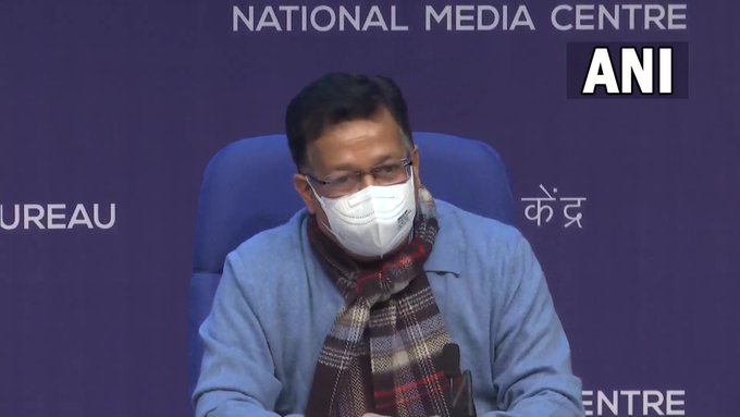 Omicron Spread: Three Out of 183 Positive Cases Had Taken Third Dose of COVID-19 Vaccine, Says Health Ministry