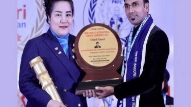 Business News | Book with Biographies of People from 11 Countries Unveiled at International Award Function