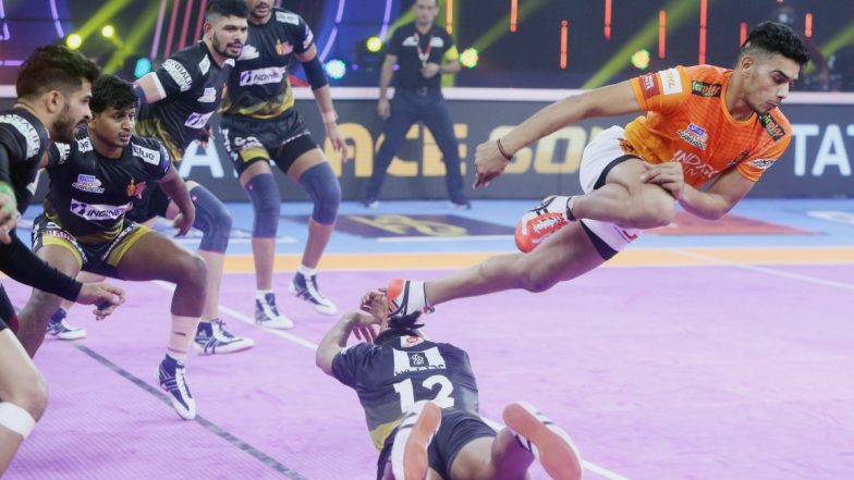 How to Watch Puneri Paltan vs Patna Pirates, PKL 2021-22 Live Streaming Online on Disney+ Hotstar? Get Free Live Telecast of Pro Kabaddi League Match & Score Updates on TV