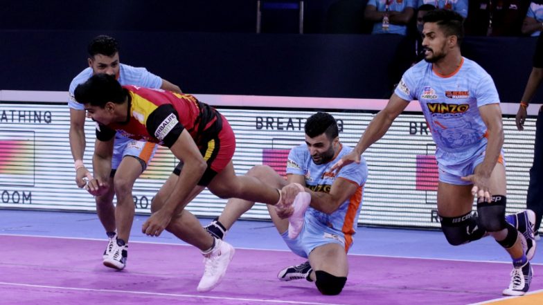 How to Watch Haryana Steelers vs Bengaluru Bulls, PKL 2021-22 Live Streaming Online on Disney+ Hotstar? Get Free Live Telecast of Pro Kabaddi League Match & Score Updates on TV