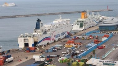 World News | Freight Cost Hits Highest Due to Omicron, Threatening Export Companies