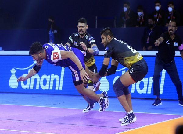 Telugu Titans vs Tamil Thalaivas, PKL 2021–22 Live Streaming Online on Disney+ Hotstar: Watch Free Telecast of Pro Kabaddi League Season 8 on TV and Online