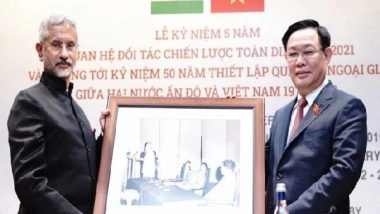 World News | Jaishankar Presents Ho Chi Minh's Photograph to Vietnam's National Assembly President