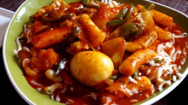 Happy Korean New Year 2022: From Tteokbokki to Haemul Pajeon, 5 Korean Food You Must Try