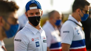 Mick Schumacher, Nikita Mazepin & Other Members of Team Haas Inspect Jeddah Corniche Circuit Ahead of Saudi Arabia GP 2021 (Watch Video)