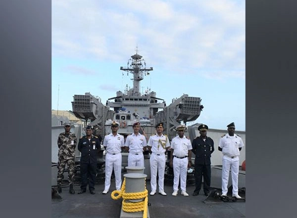World News | Mission SAGAR: INS Kesari Reaches Mozambique with 500 Tonnes of Food Aid