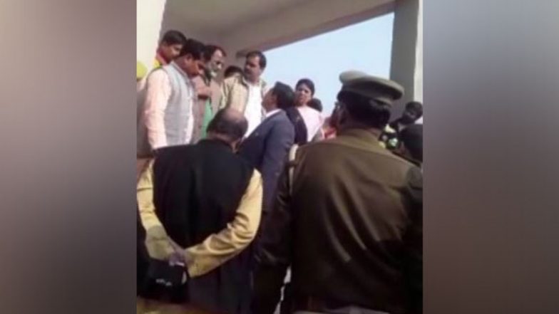 Lakhimpur Kheri Violence: MoS Ajay Mishra Teni Abuses Journalist When Asked About Jailed Son Ashish