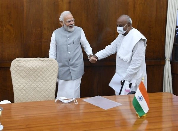 India News | Respect for PM Modi Increased Manifold After He Turned Down My Wish to Resign from LS in 2014: HD Deve Gowda