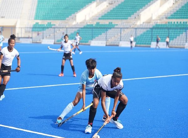 Sports News | Odisha Naval Tata Hockey's Munmuni Das Determined to Make Her Late Father Proud