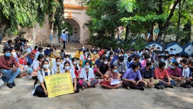 NEET-PG Counseling Protest: JNMMC Raipur Resident Doctors Boycott Emergency, OPD Services