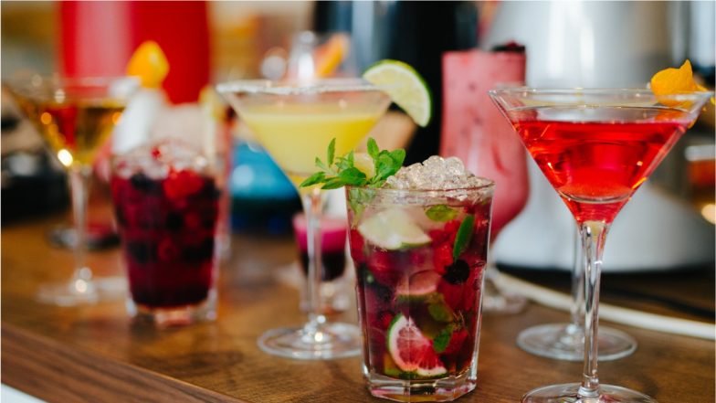 New Year’s Eve 2021 Party Cocktail Recipes: From Peppermint Bark Mimosas to Poor Liza, Tipsy Cocktails To Keep the Spirits High for HNY 2022