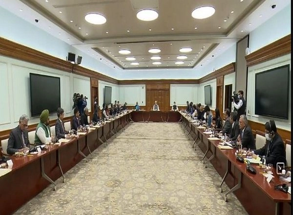 Business News | PM Interacts with Leading Private Equity, Venture Capital Players