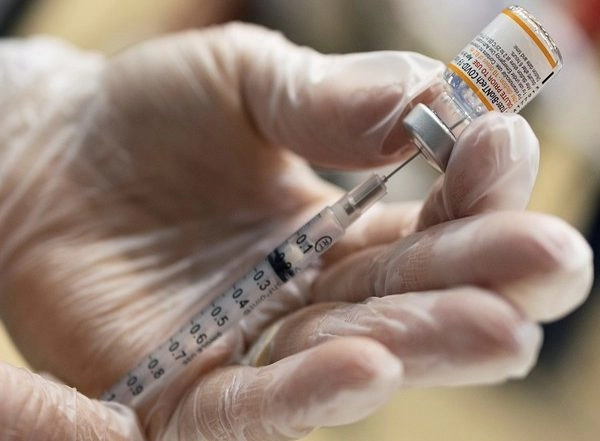 India News | COVID-19: Health Experts Emphasize Accelerating Genome Sequencing to Detect Omicron Variant