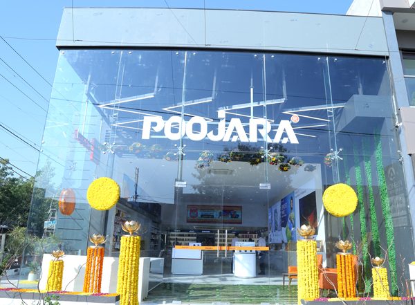 Business News | Poojara Telecom Eyeing Huge Expansion Opportunities: Two More Stores Launched in Ahmedabad, Gujarat