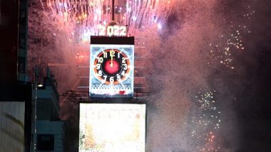 New Year's Eve 2021 in US: Find New York Times Square Ball Drop Timing and Live Streaming Details For NY 2022 Celebration Here