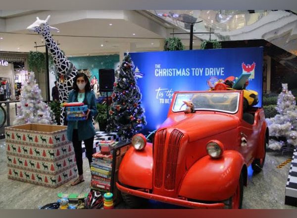 Business News | Phoenix Marketcity Pune Organizes the Biggest Community Toy Donation Drive in the Country