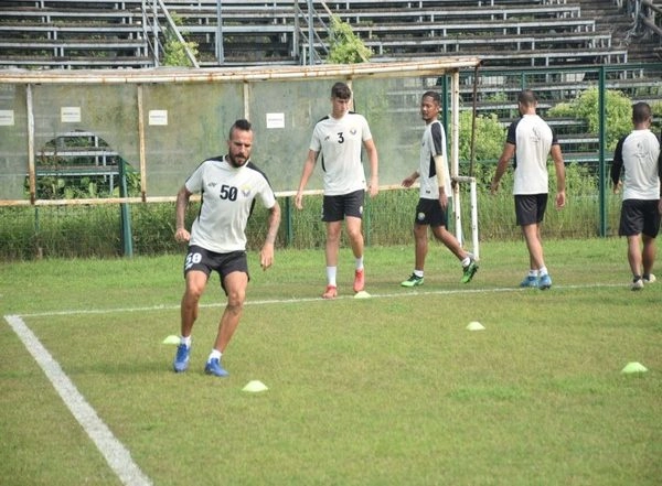 Sports News | I-League: Real Kashmir to Lock Horns Against Aizawl in Kalyani