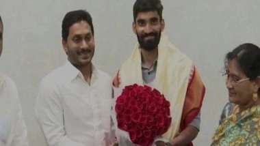 Sports News | Andhra Pradesh CM Felicitates Kidambi Srikanth, Announces 5 Acres of Land to Set Up Badminton Academy