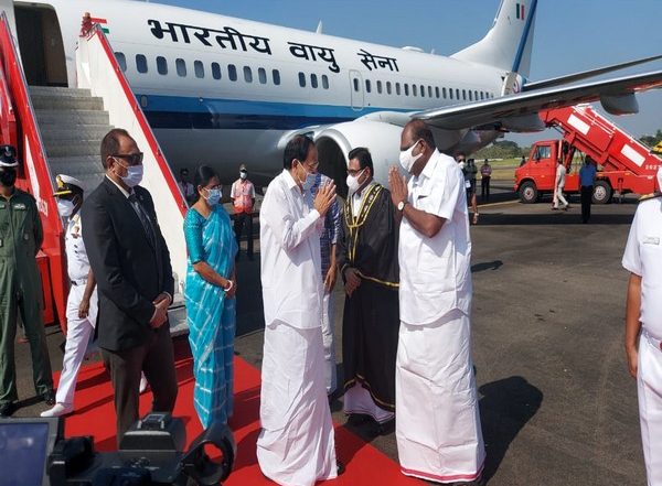 India News | Vice President Venkaiah Naidu Begins Five-day Visit to Kerala, Lakshadweep