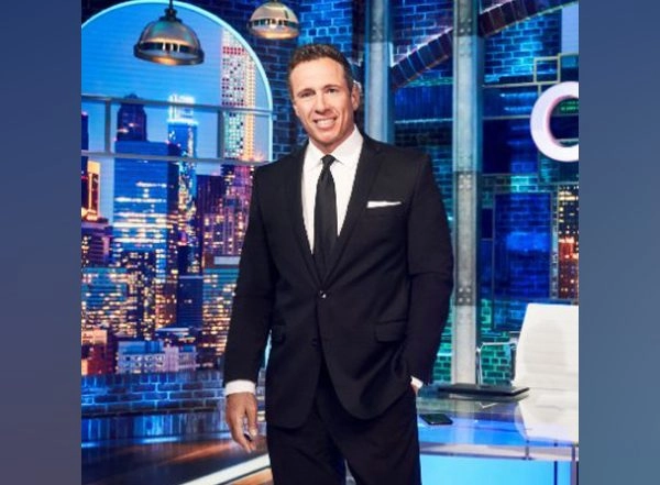 World News | CNN Anchor Chris Cuomo Suspended over Helping Ex-New York Governor Brother