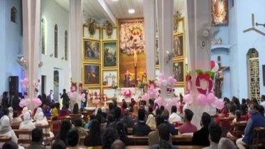 India News | Christmas: Midnight Mass Held Before 10 Pm Due to Night Curfew in Indore