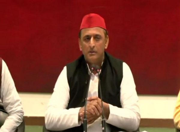 India News | I-T Sleuths Find Akhilesh Yadav Aide Jainendra Has Benami Properties