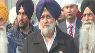 India News | SAD Chief Visits Golden Temple, Calls Sacrilege Attempt in Amritsar 'traumatic Incident'