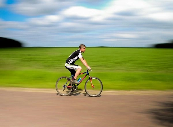 Lifestyle News | Study Finds Speed Under 20mph Encourages Cycling to Work
