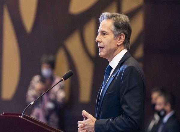World News | Blinken Discusses Efforts to Fight Omicron with International Counterparts: State Dept