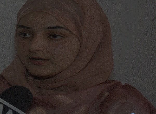 Kashmir Girl Bushra Nida Pens Three Books, Becomes Youngest Author From Kashmir Valley