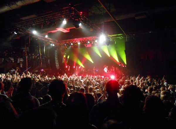 World News | France to Close Nightclubs for 4 Weeks from December 10