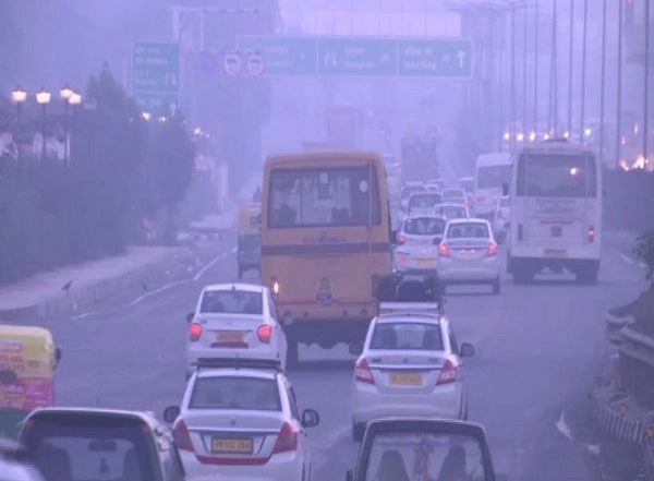 India News | Delhi Residents Want Strict Measures by Air Quality Panel Against Pollution to Continue