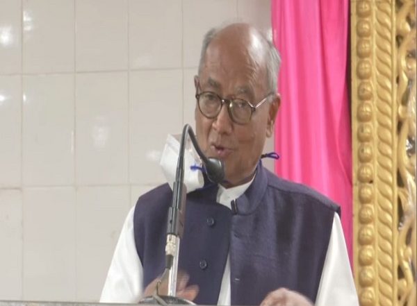 BJP Will Change Constitution, End Reservation System if Voted to Power Again in 2024, Says Digvijaya Singh