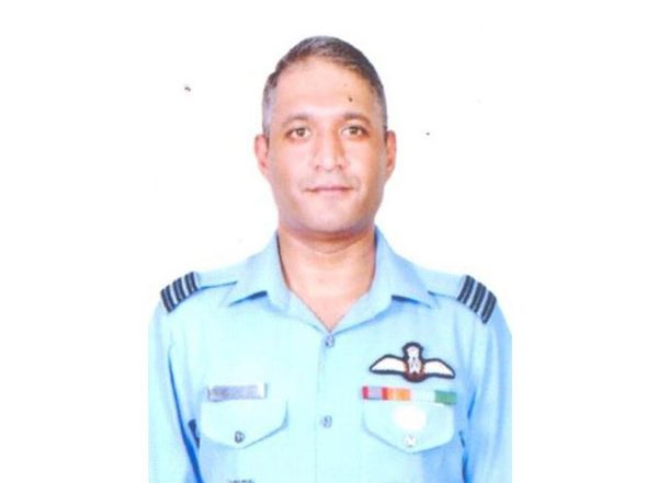 India News | Chopper Crash: Group Captain Varun Singh's Medical Condition Continues to Be Critical but Stable