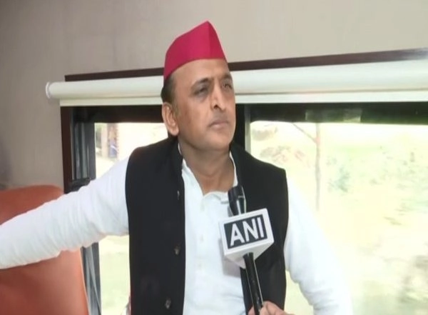 India News | Akhilesh Yadav Claims Ganga Expressway Project Started by Mayawati