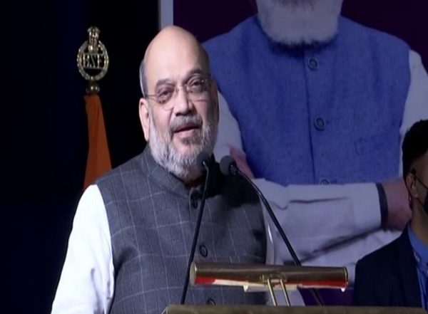 India News | Amit Shah Distributes Health Cards to BSF Personnel in Jaisalmer, Their Families to Get Free Treatment Across Nation