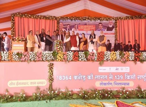 India News | Gadkari Lays Foundation Stone of National Highway Projects Worth Rs 9,119 Crore in UP's Meerut, Muzaffarnagar